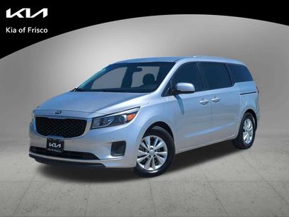 Used 2017 Kia Sedona LX w/ LX Essentials Premium Package