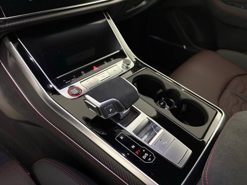 New 2026 Audi RS Q8 performance image 19