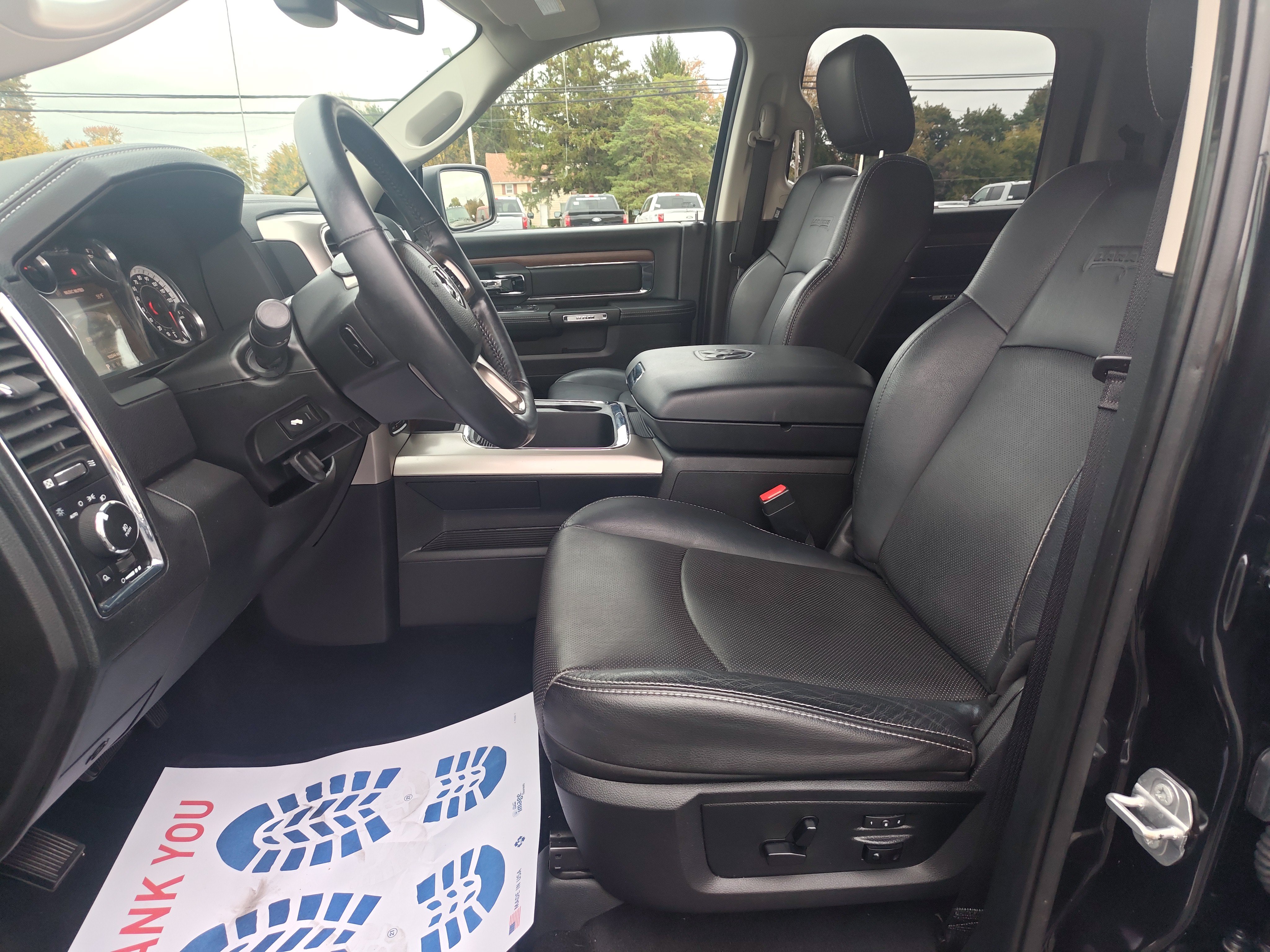 Used 2016 RAM 1500 Laramie w/ Convenience Group AWD/4WD image 15