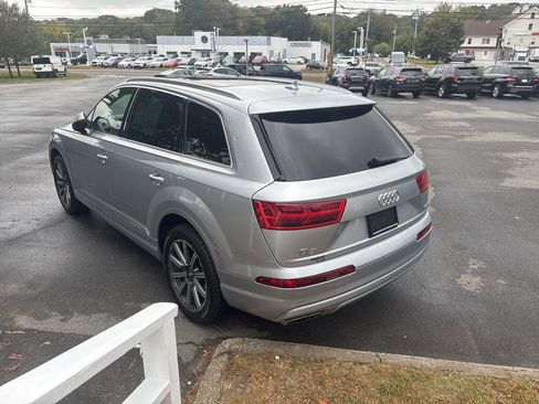 Used 2017 Audi Q7 3.0T Prestige w/ Prestige Package image 7