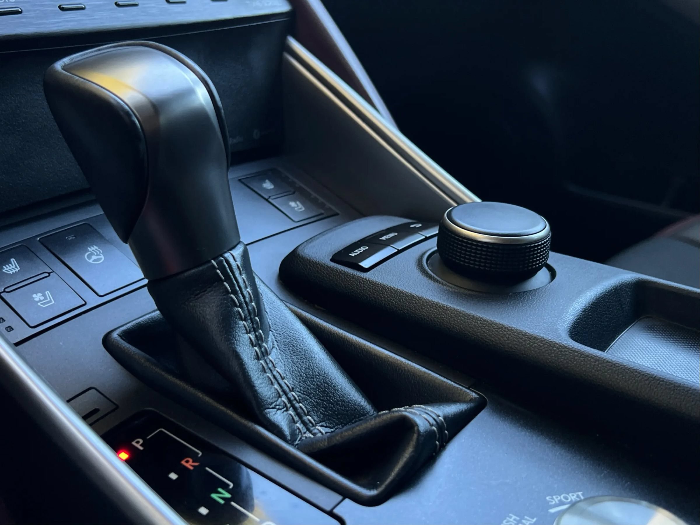 Used 2019 Lexus IS 300 w/ Premium Package RWD image 27