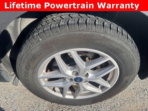 Used 2022 Ford Edge SEL image 29