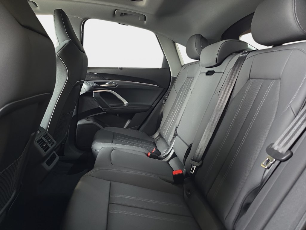 New 2026 Audi Q5 Premium Plus AWD/4WD image 12