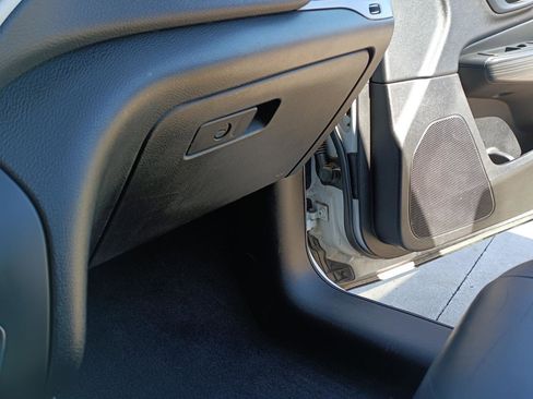 Used 2014 Jeep Cherokee Limited w/ Technology Group image 39