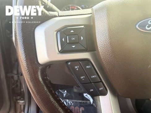 Used 2022 Ford F250 King Ranch w/ King Ranch Ultimate Package AWD/4WD image 15
