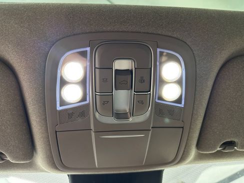 Used 2020 Hyundai Santa Fe Limited w/ Cargo Package FWD image 34