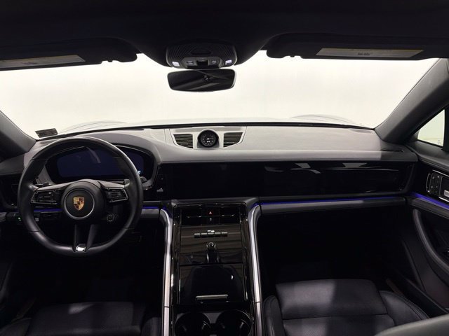 Used 2024 Porsche Panamera RWD image 29