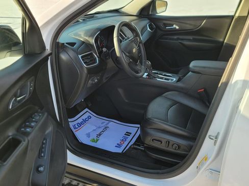 Used 2020 Chevrolet Equinox LT w/ Sport Edition image 18