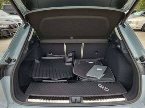 New 2026 Audi Q3 quattro 2.0T AWD/4WD image 30