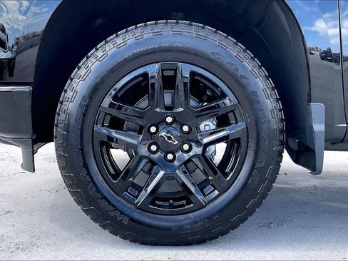 Used 2026 Chevrolet Silverado 1500 RST RWD image 8
