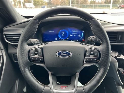 Used 2021 Ford Explorer ST w/ Equipment Group 401A image 15