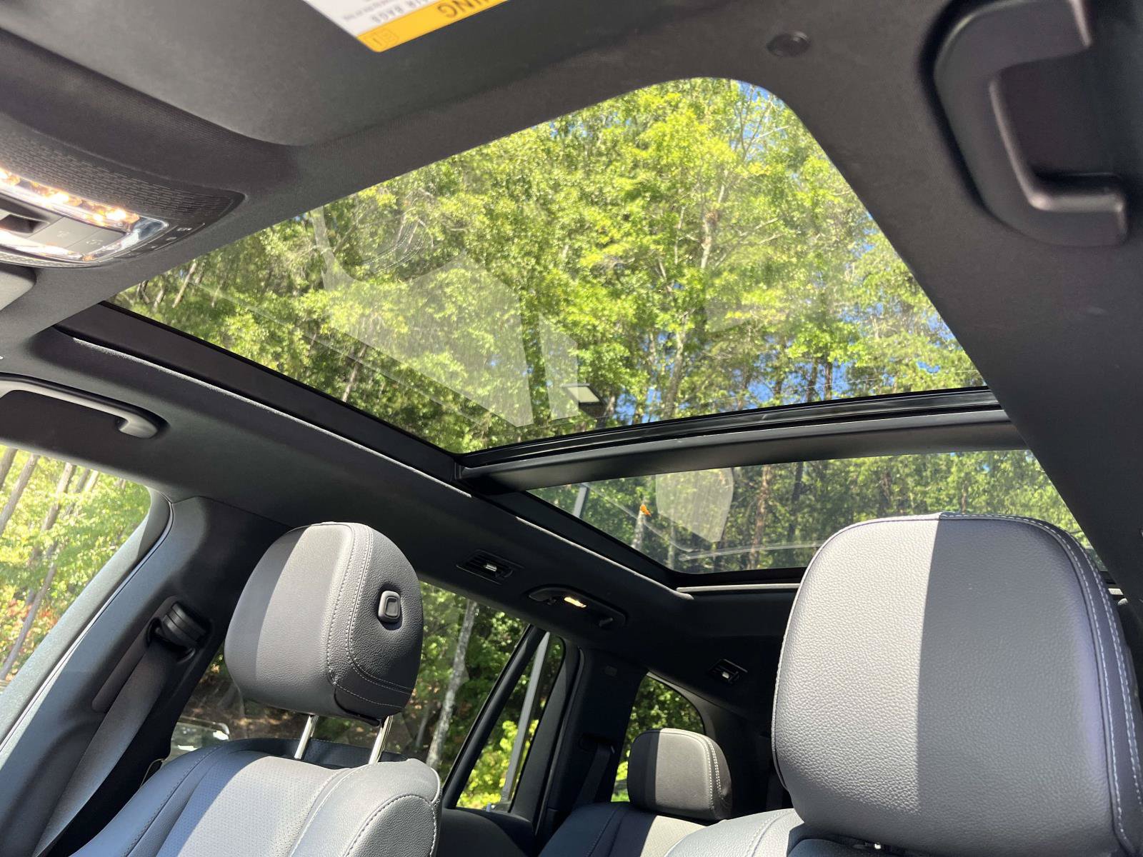 Certified 2025 Mercedes-Benz GLS 450 4MATIC image 37