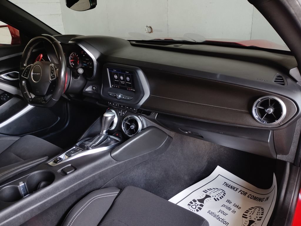 Used 2020 Chevrolet Camaro LT RWD image 12