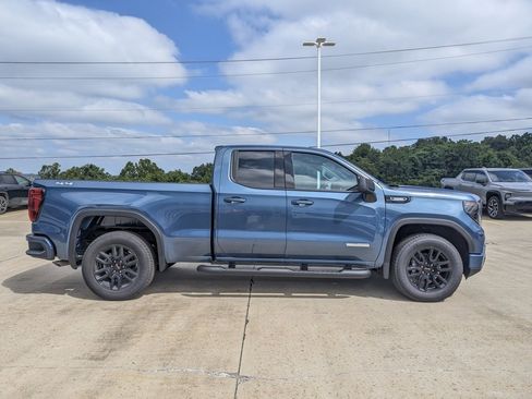 New 2026 GMC Sierra 1500 Elevation image 7