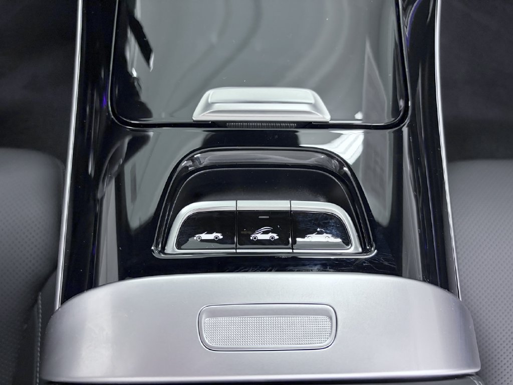 Certified 2026 Mercedes-Benz CLE 53 AMG 4MATIC Cabriolet image 24