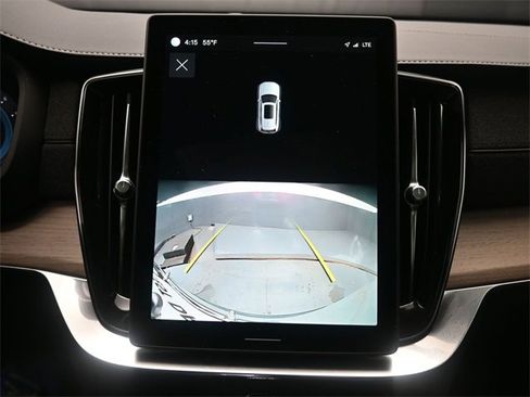 Used 2025 Volvo XC90 B5 Core w/ Protection Package image 12