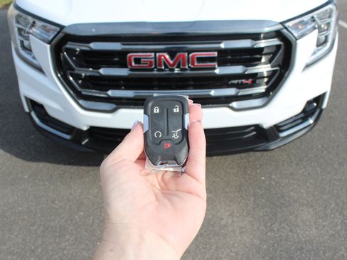 Used 2024 GMC Terrain AT4 image 54
