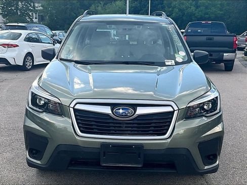 Used 2021 Subaru Forester AWD/4WD image 2