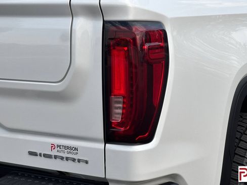 Certified 2024 GMC Sierra 1500 Denali Ultimate AWD/4WD image 32
