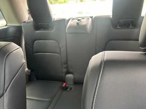 Certified 2024 Nissan Pathfinder SL AWD/4WD image 26