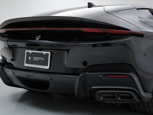 Used 2025 Ferrari 12Cilindri RWD image 17