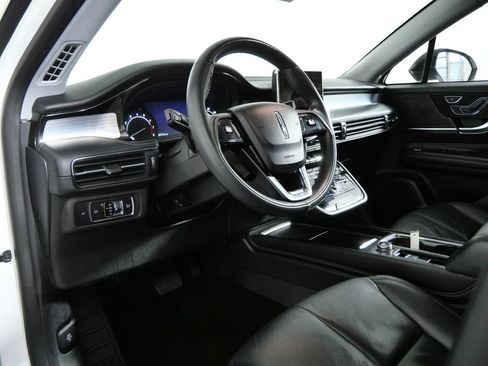 Certified 2022 Lincoln Corsair AWD w/ Premium Package image 15