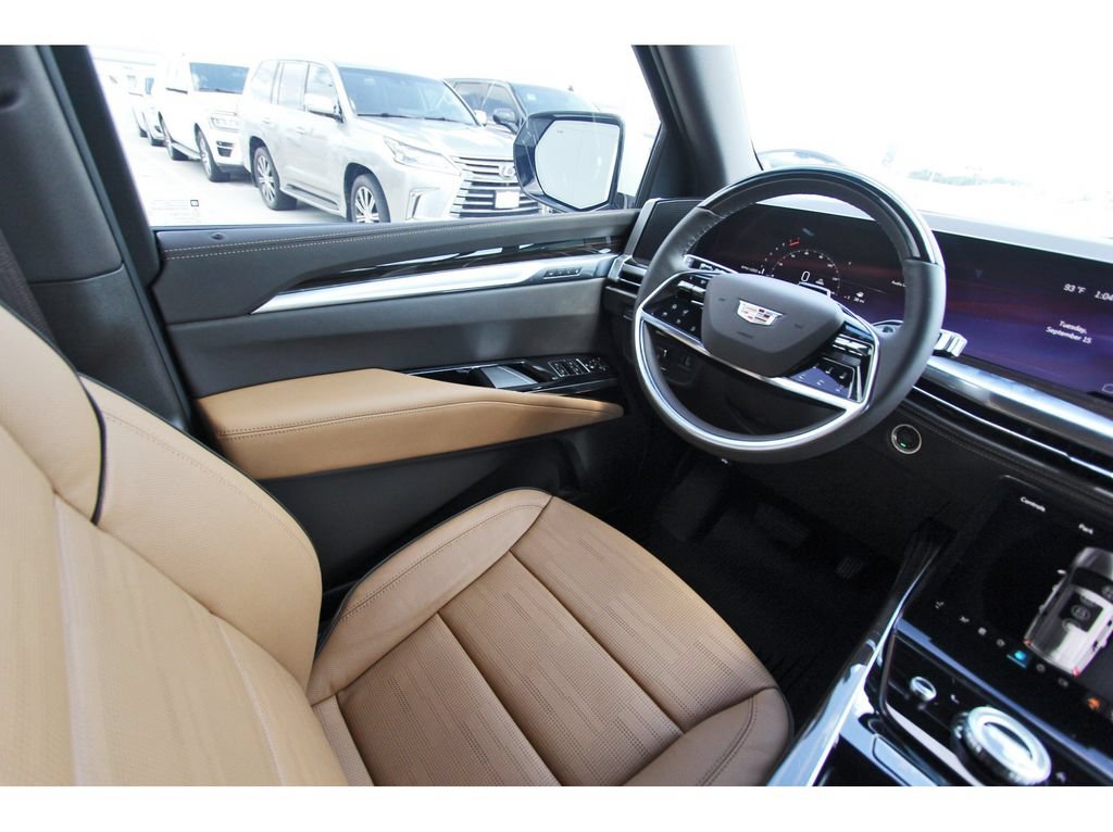 New 2027 Cadillac Escalade ESV Luxury w/ Touring Package AWD/4WD image 8