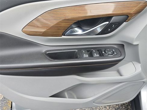 Used 2018 GMC Terrain SLE image 14