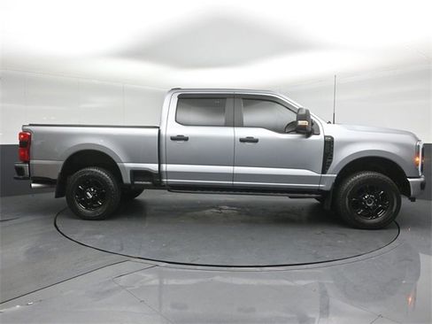 Used 2024 Ford F250 XL w/ STX Appearance Package image 8