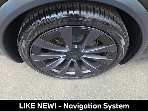 Used 2022 Tesla Model X AWD/4WD image 13