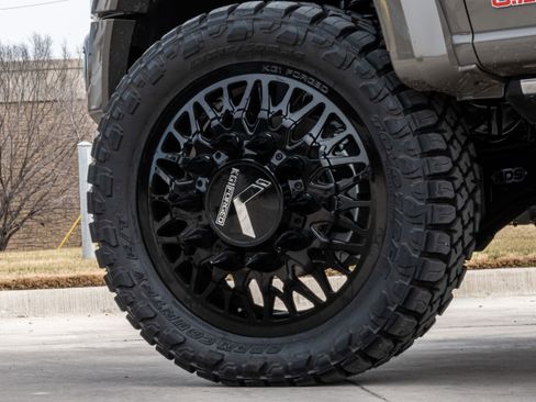 Used 2026 Ford F450 Platinum image 8