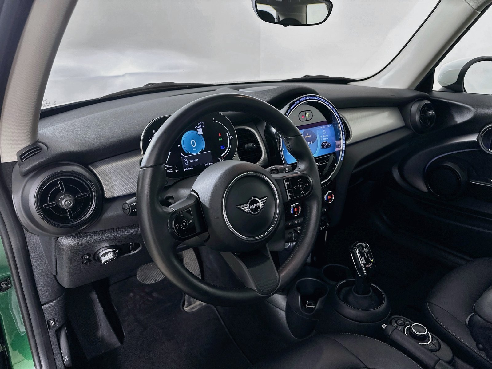 Certified 2023 MINI Cooper 2-Door Hardtop FWD image 33
