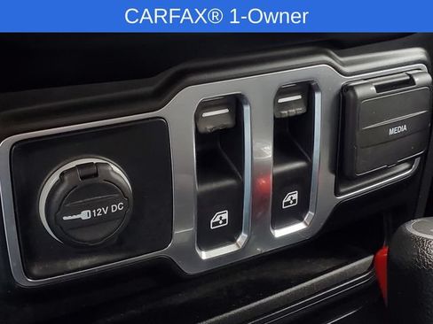 Used 2022 Jeep Wrangler Sport AWD/4WD image 25