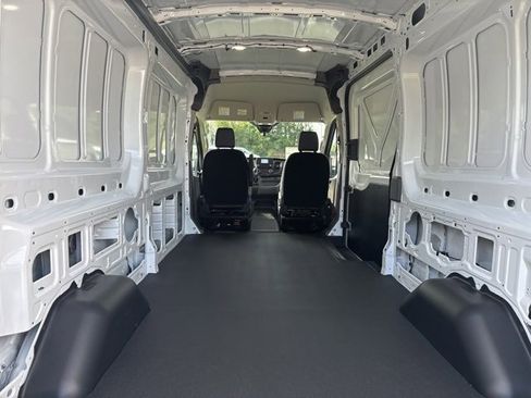 New 2025 Ford Transit 250 148 Medium Roof image 45
