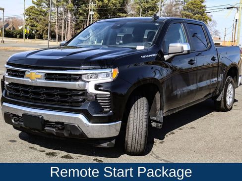 Used 2025 Chevrolet Silverado 1500 LT image 3