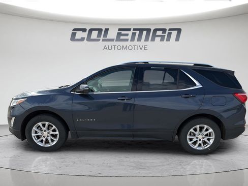 Used 2018 Chevrolet Equinox LT w/ Sun & Infotainment Package image 2