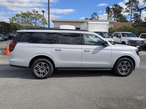 Certified 2025 Ford Expedition Max Active image 4