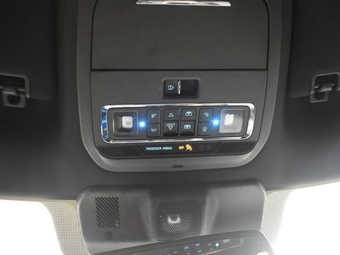 Used 2024 Ford F150 Lightning Lariat image 15