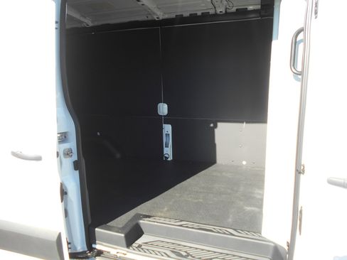 Used 2022 Ford E-Transit Medium Roof w/ Load Area Protection Package image 8