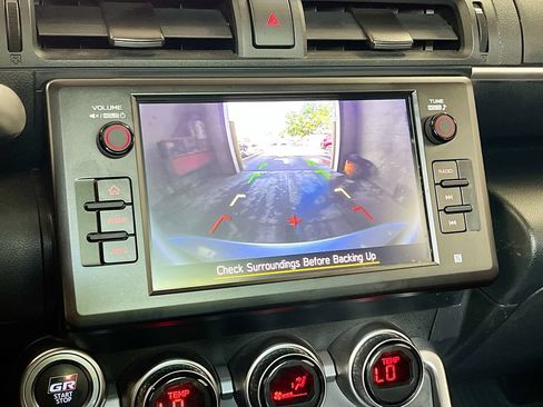 Used 2024 Toyota GR86 RWD image 13