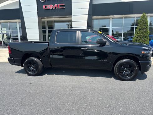 Used 2025 RAM 1500 Tradesman w/ Night Edition AWD/4WD image 3