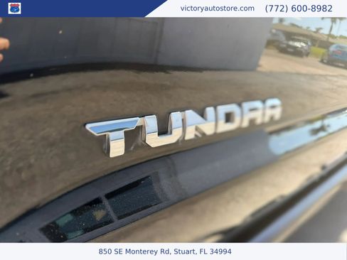Used 2015 Toyota Tundra SR5 w/ SR5 Upgrade Package AWD/4WD image 12