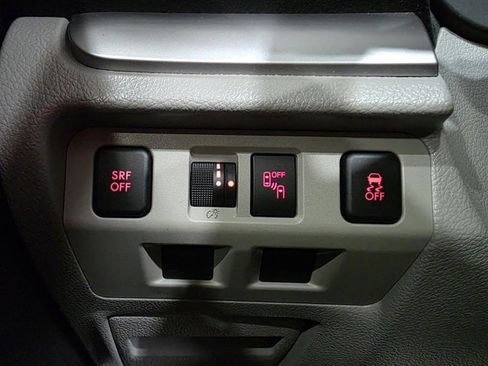 Used 2018 Subaru Forester 2.5i Premium image 19