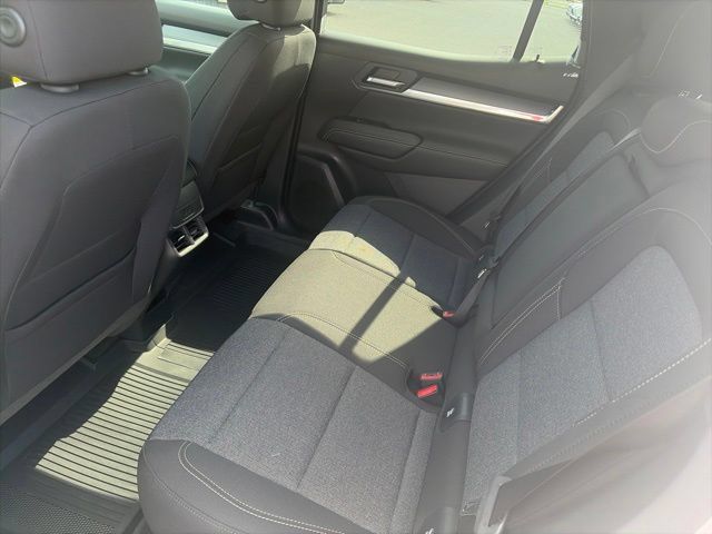 New 2027 GMC Terrain Elevation w/ LPO, Floor Liner Package FWD image 11