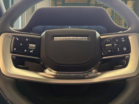 New 2025 Land Rover Range Rover Long Wheelbase SE AWD/4WD image 14