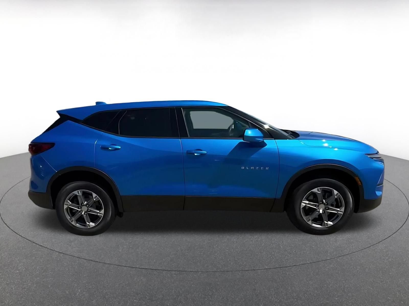 Used 2026 Chevrolet Blazer LT FWD image 15