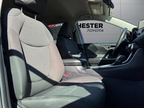 Certified 2023 Toyota RAV4 XLE AWD/4WD image 17
