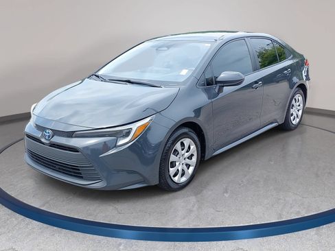 Used 2024 Toyota Corolla LE FWD image 1