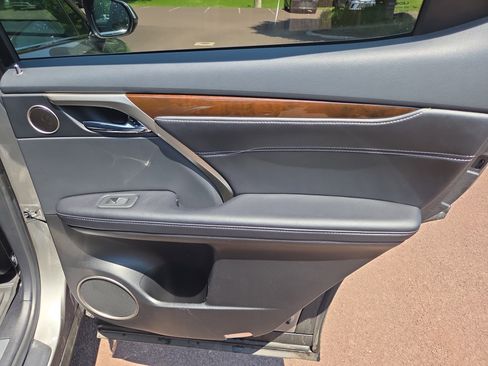 Used 2019 Lexus RX 350 AWD w/ Navigation Package image 19
