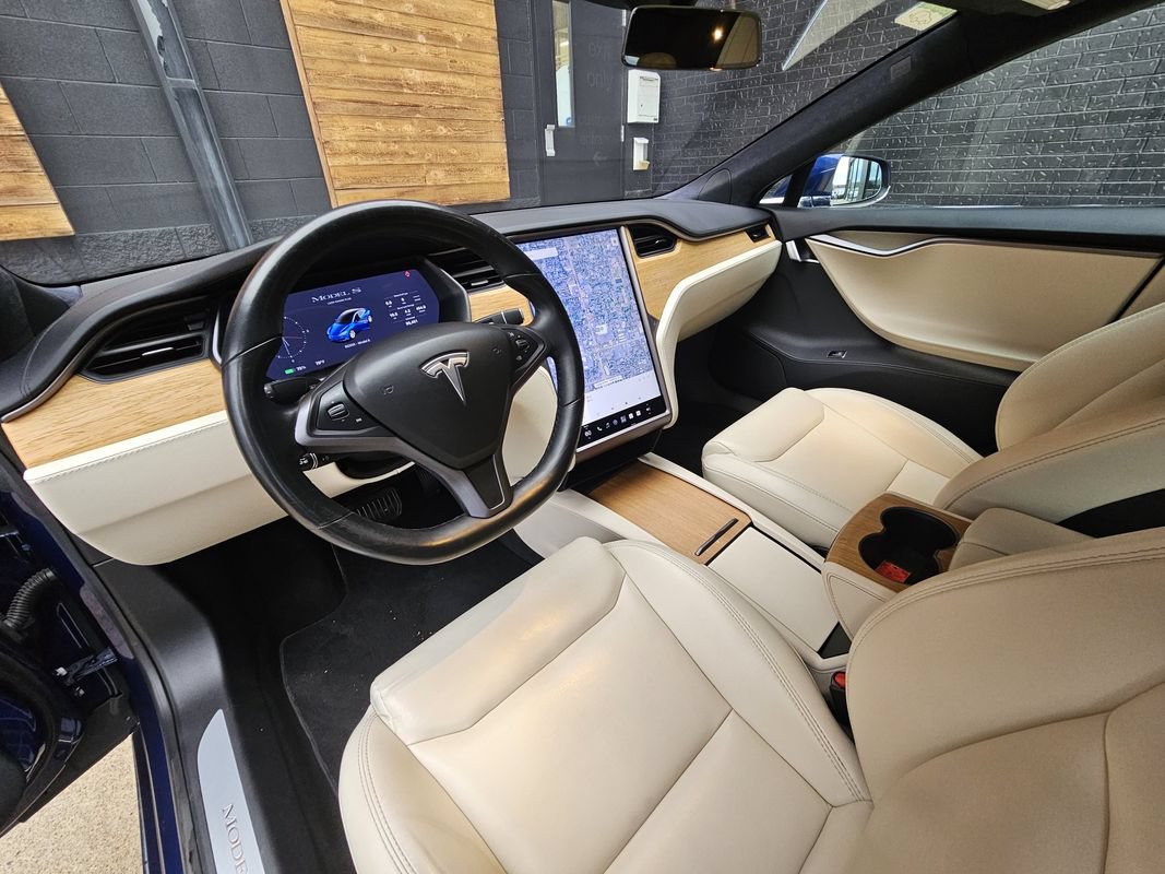 Used 2020 Tesla Model S Long Range Plus AWD/4WD image 2
